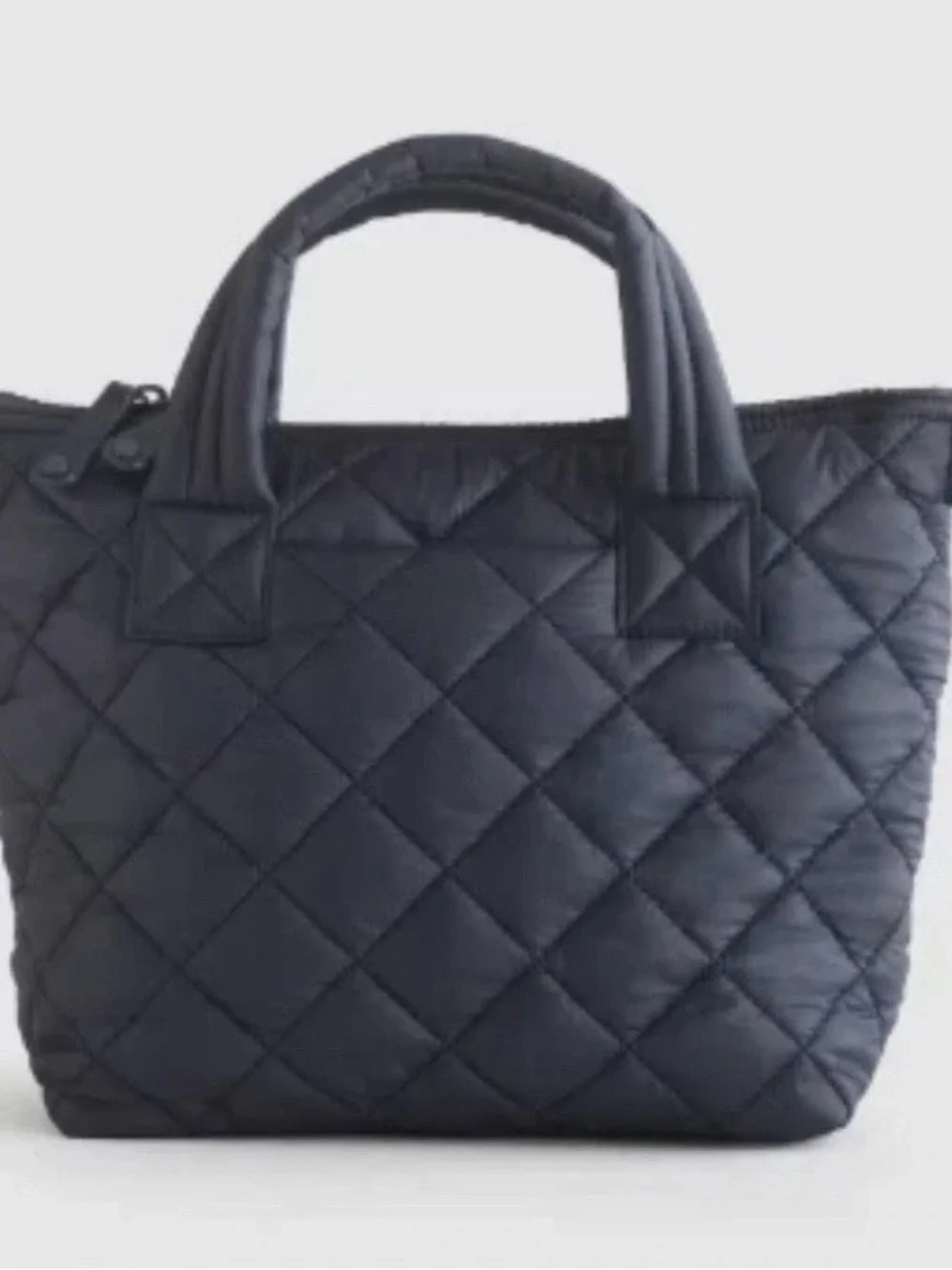 NWT QUINCE TRANSIT QUILTED CROSSBODY 2 WAY TOTE NAVY 10”Lx10”Hx5.5”W POCKETS